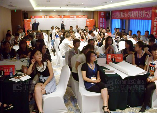 營(yíng)銷(xiāo)實(shí)戰(zhàn)培訓(xùn)會(huì)現(xiàn)場(chǎng)