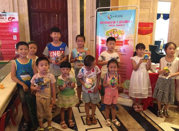 天正·四季花城 陶瓷娃娃手繪 絢麗夏末 天正·四季花城 陶瓷娃娃手繪 絢麗夏末