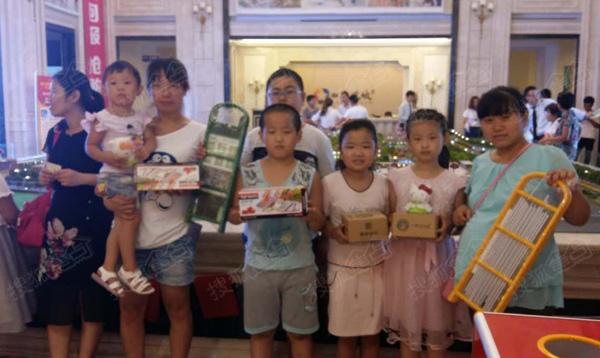 天正·四季花城 陶瓷娃娃手繪 絢麗夏末 天正·四季花城 陶瓷娃娃手繪 絢麗夏末