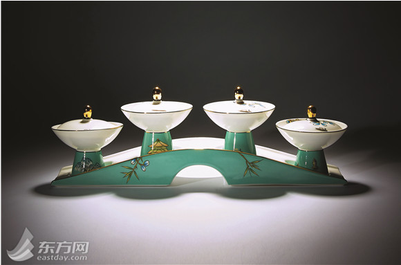 G20國宴餐瓷來自上海:從西湖獲靈感 歷經(jīng)81道工序